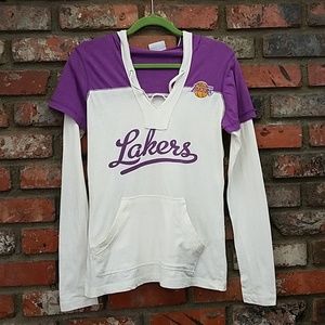 Lakers Longsleeve pullover hoodie.